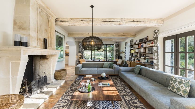  Stunning 300-year-old estate in the heart of Provence