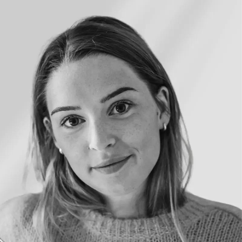 Edith Minet, LUXURY ASSET AND MORTGAGE BROKER