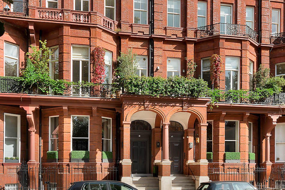 £25 Million Red Brick Mansion on Cadogan Square