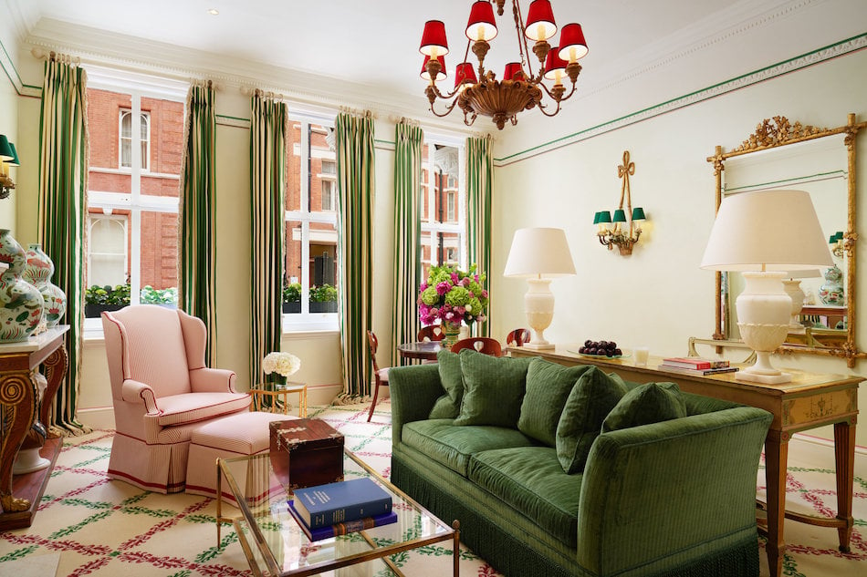 Kensington Palace Residence 1 Living Room.jpeg