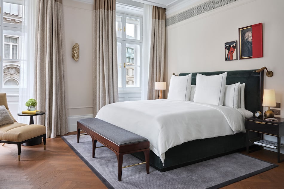 Rosewood Vienna_Executive Suit_Bedroom.jpg