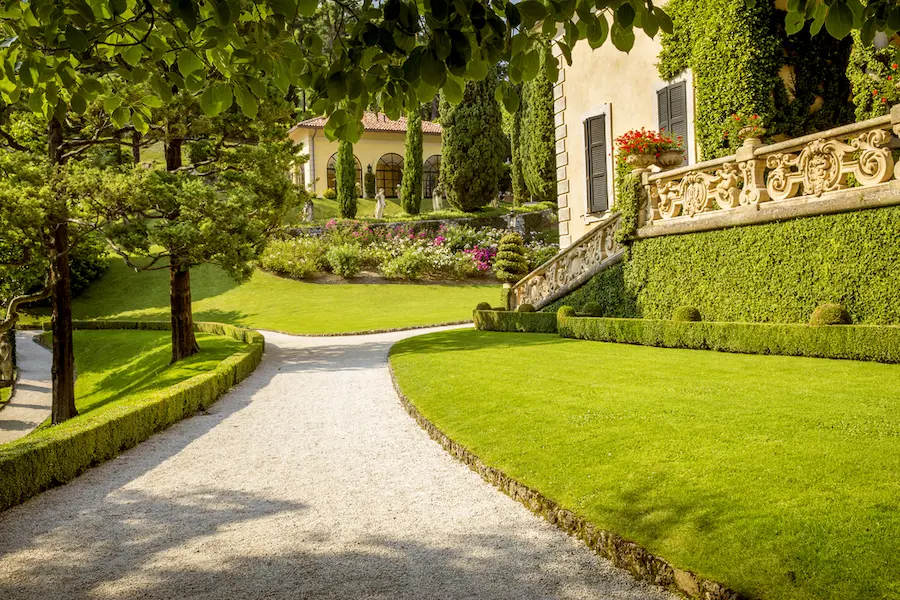 luxury properties in italy