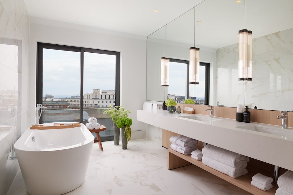 Nobu_Hotel_London_Portman_Square_Penthouse_Bathroom_Bath_highres.jpg