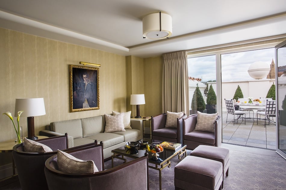 Beaumont Suite Terrace - Sitting Room - GramRoad_MR.jpg