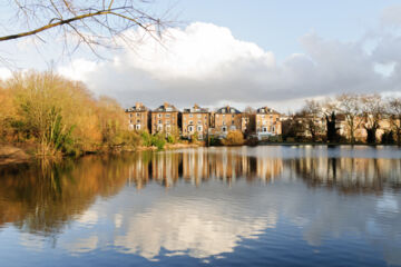 UK expat in Hong Kong acquires 75% LTV on two London newbuild flats