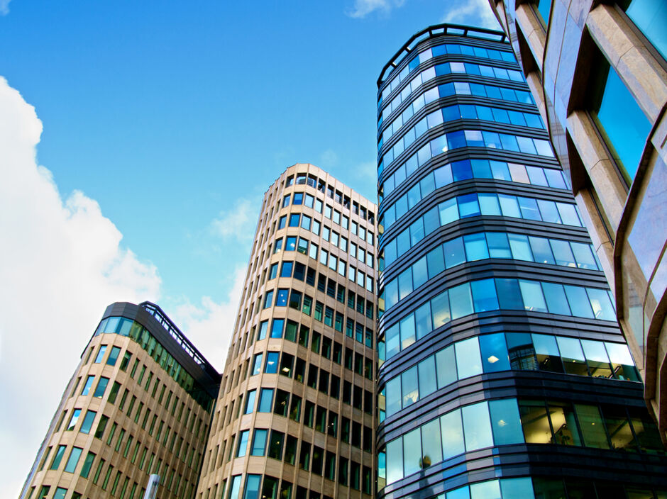 Leveraged Buyouts (LBOs) and Debt-Financed Shareholder Changes: How Enness Global Supports Seamless Ownership Transitions