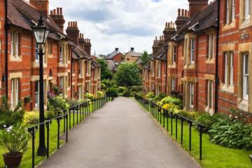 do mortgage lenders take bonuses into account