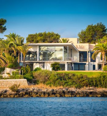€3.85M Spanish Mortgage for UAE Property Investor