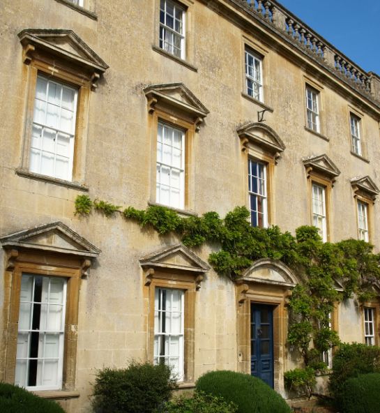 £8 million mixed-use property portfolio refinance for offshore corporate trust
