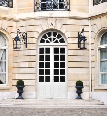 Helping a Private Banker Source a Large Loan for a VIP client