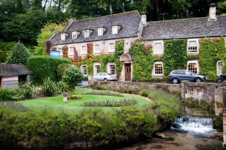 High Loan-to-Value Mortgage for Country Property Purchase