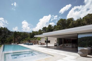 €4M Mortgage for Ibiza Property Purchase