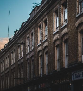 Short-term finance for property auction purchase