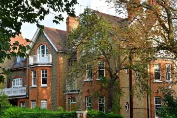 Overcoming Complex Challenges in HMO Portfolio Refinancing