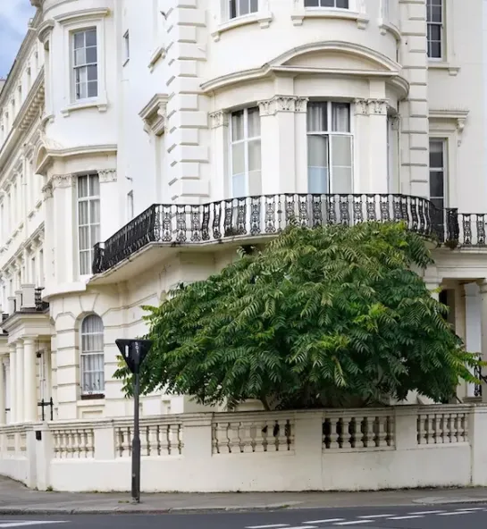 Offshore Trust Refinance Bridging Loan for London Property