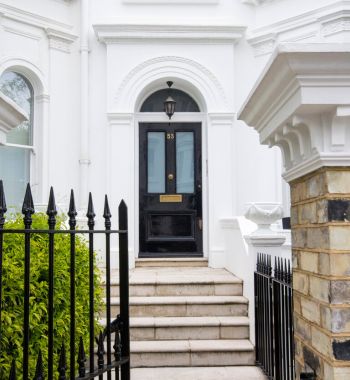 Short-term bridge loan UHNW Client