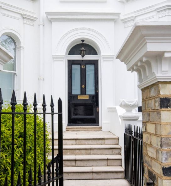 Short-term bridge loan UHNW Client