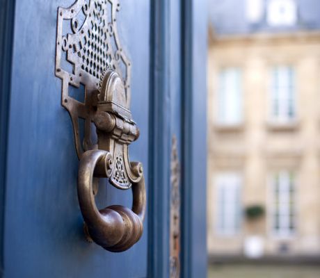 Door knocker