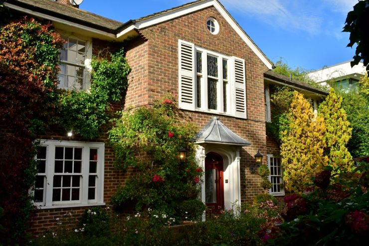 Luxury UK Property 