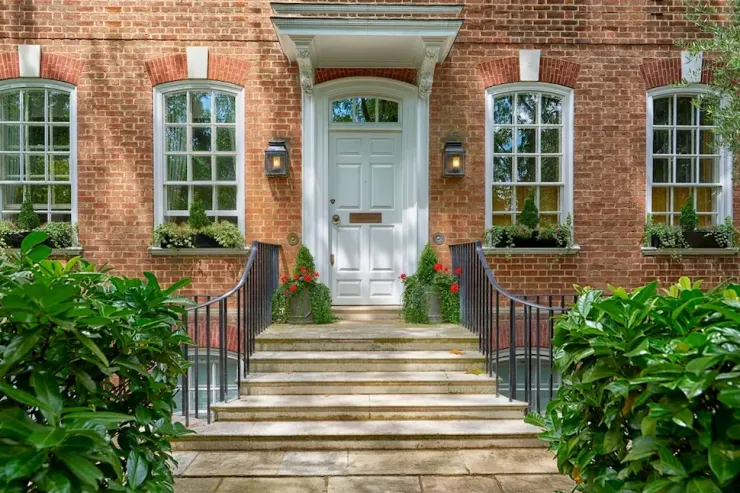 £4.5M High Loan-to-Value Interest-Only Mortgage for Prime Residential Purchase