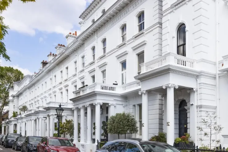 80% LTV USD Mortgage for Purchase and Major Refurbishment